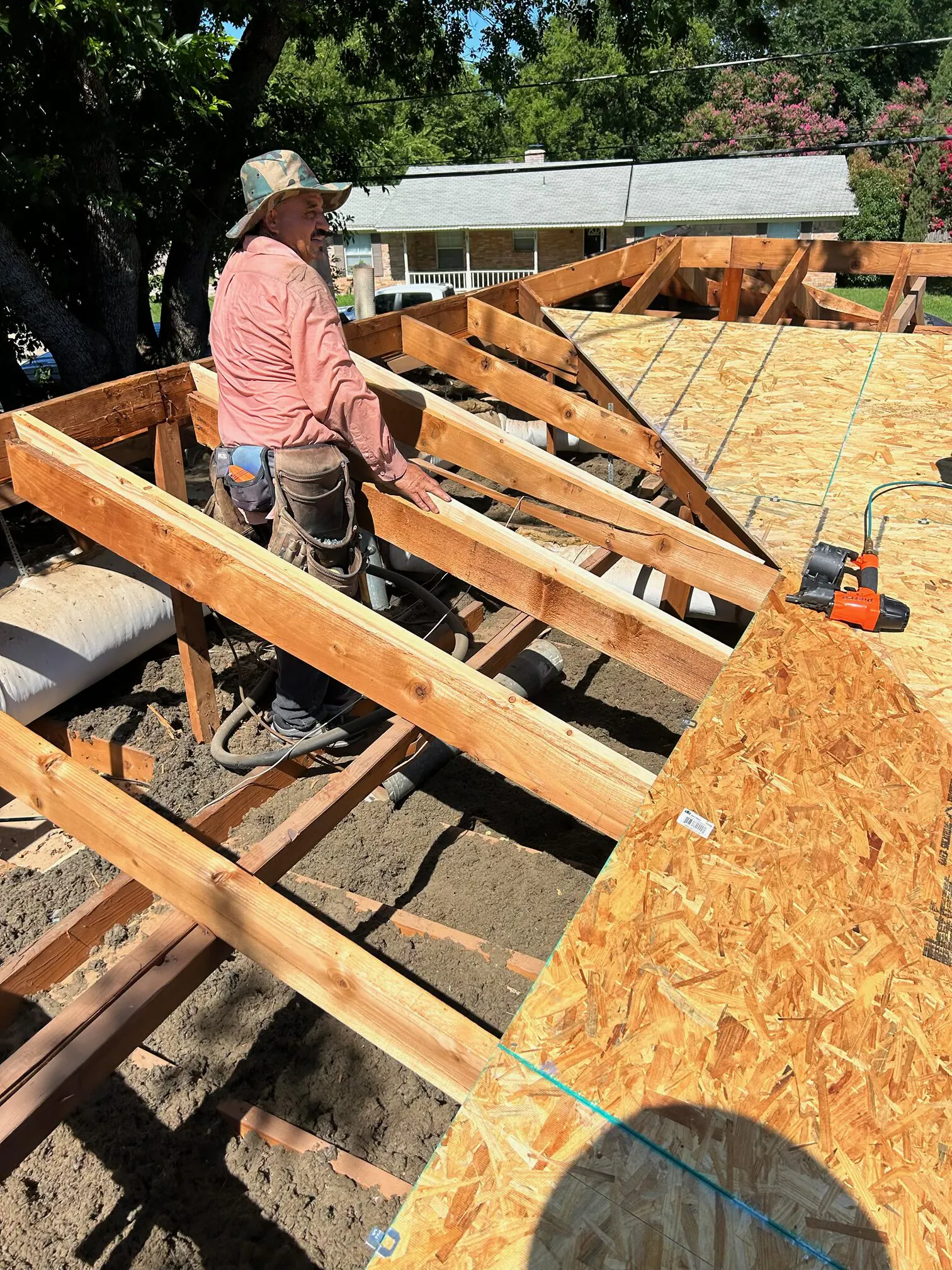 C & F Discount Roofing